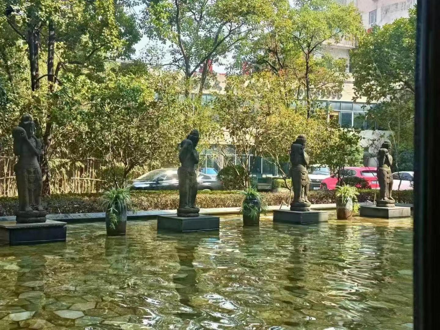 Ssaw Boutique Hotel Nanchang Bayi Square Exteriör bild