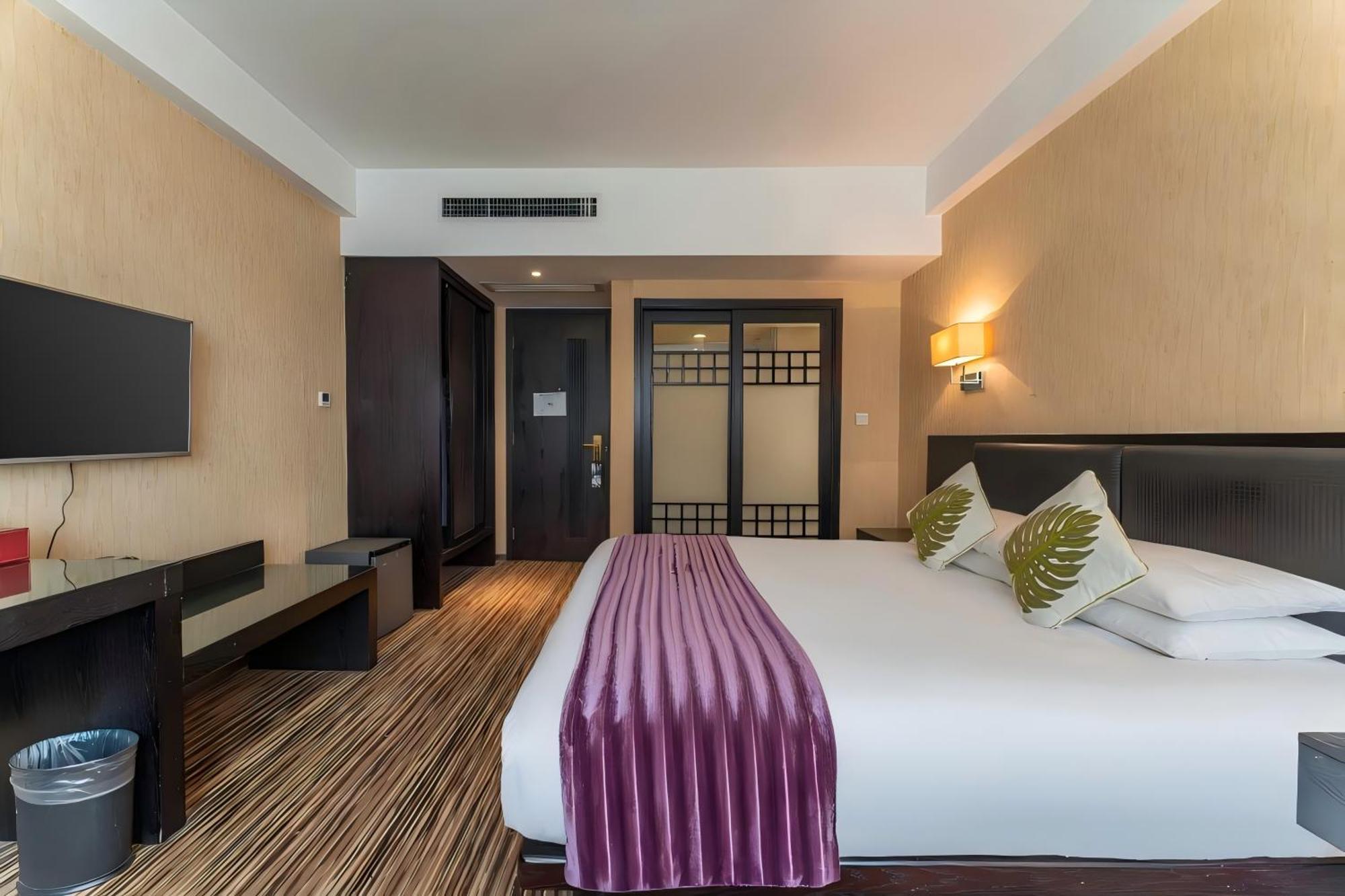 Ssaw Boutique Hotel Nanchang Bayi Square Exteriör bild